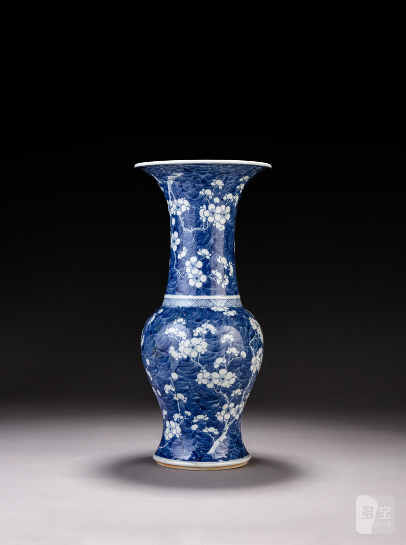 清康熙 青花冰梅紋鳳尾尊 - 图1